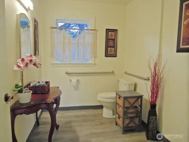 Accessible half bath off hallway
