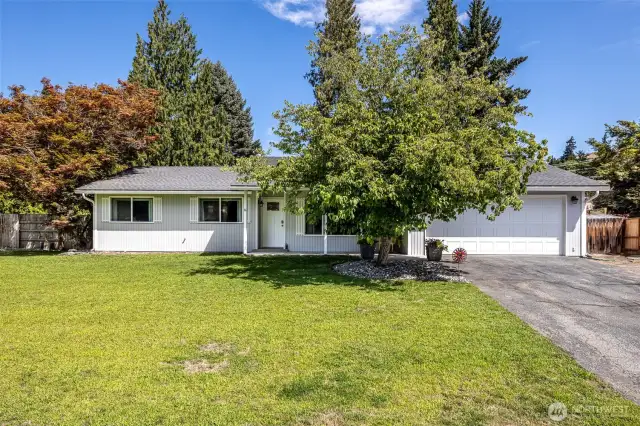 Move in ready home on large city parcel