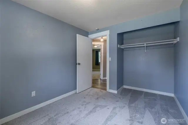2nd bedroom closet