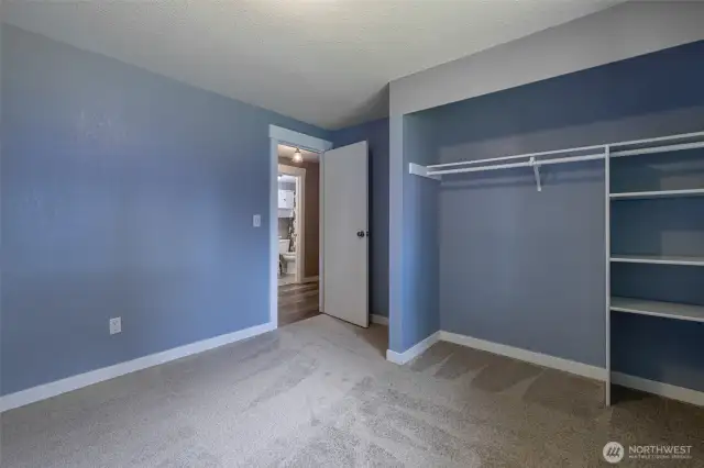 3rd bedroom closet