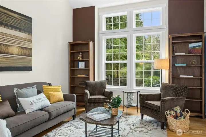 Large sunny living room Large sunny living room