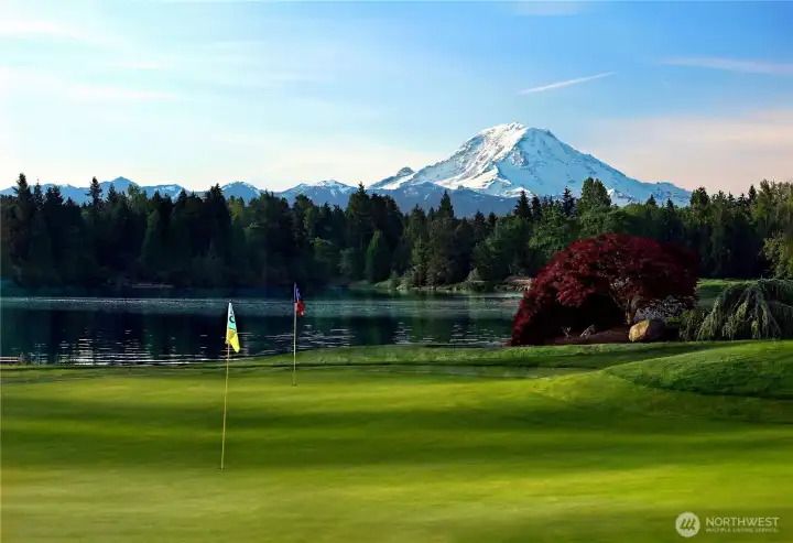 Tapps Island Golf Course is open to the public