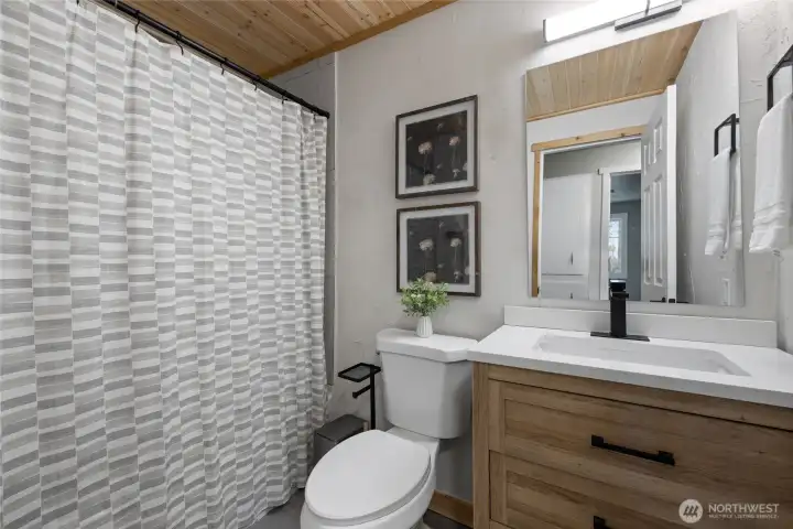 Upstairs Bathroom