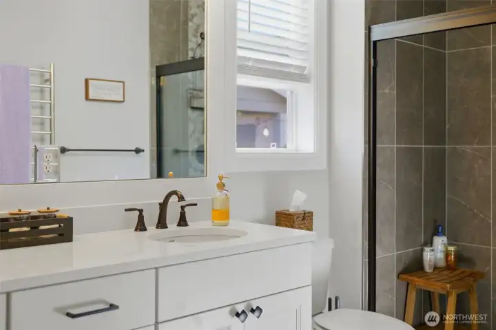 High-end details at every turn. You'll love the contemporary finishes, sleek countertops, and ample storage built right into this stunning vanity.