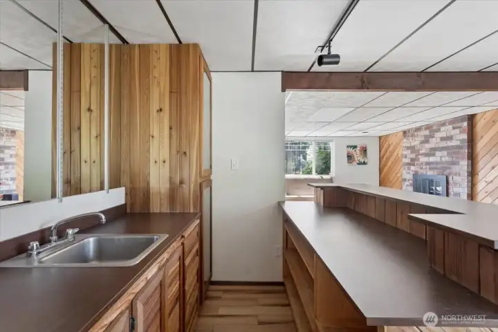 lower level bar Could be a small kitchenette! lower level bar Could be a small kitchenette!