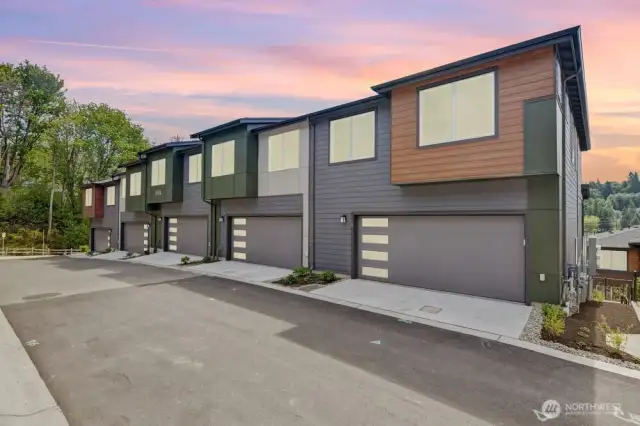 13217 NE 127th Way Unit A ~ Ready Now