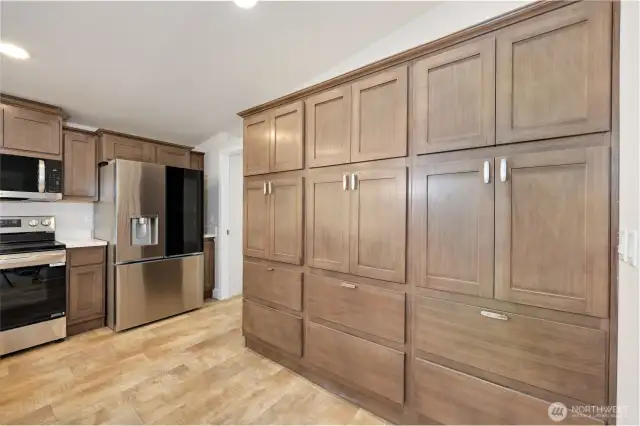 Tons of kitchen storage