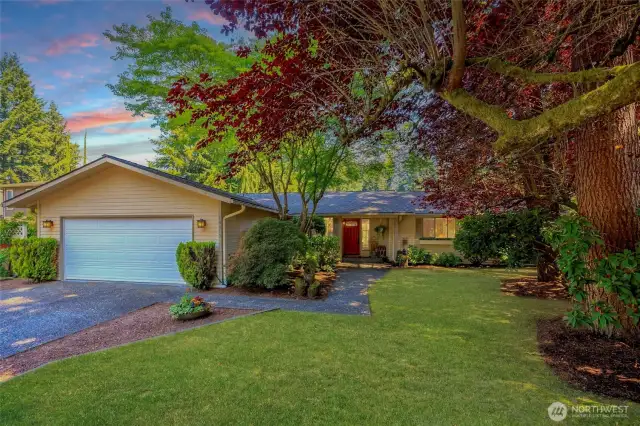 Welcome home:  On level Living in this tranquil setting in Huckleberry near Mill Creek Country Club.