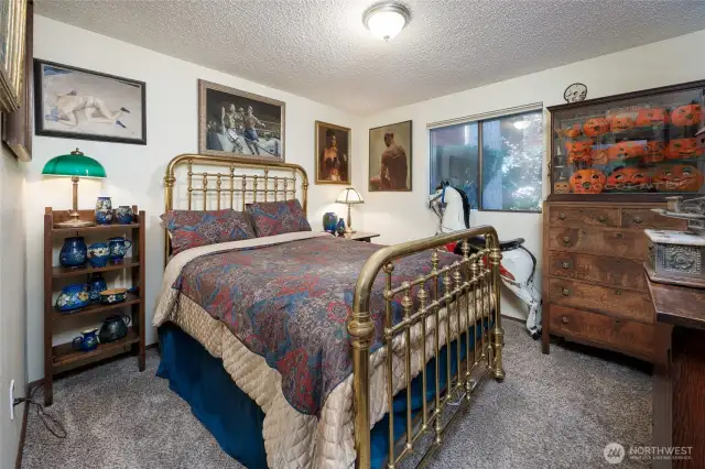 Third bedroom.