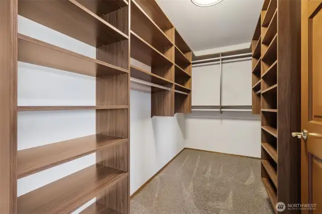 California Closets in Primary