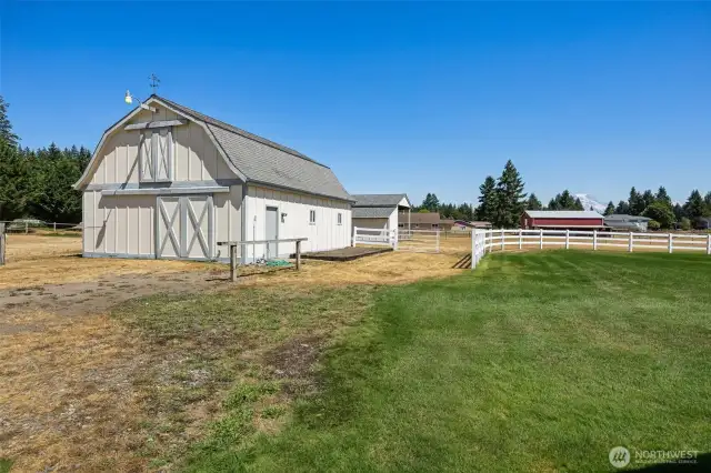 936 sq.ft. 2 Stall Barn