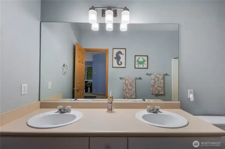 Bathroom 2