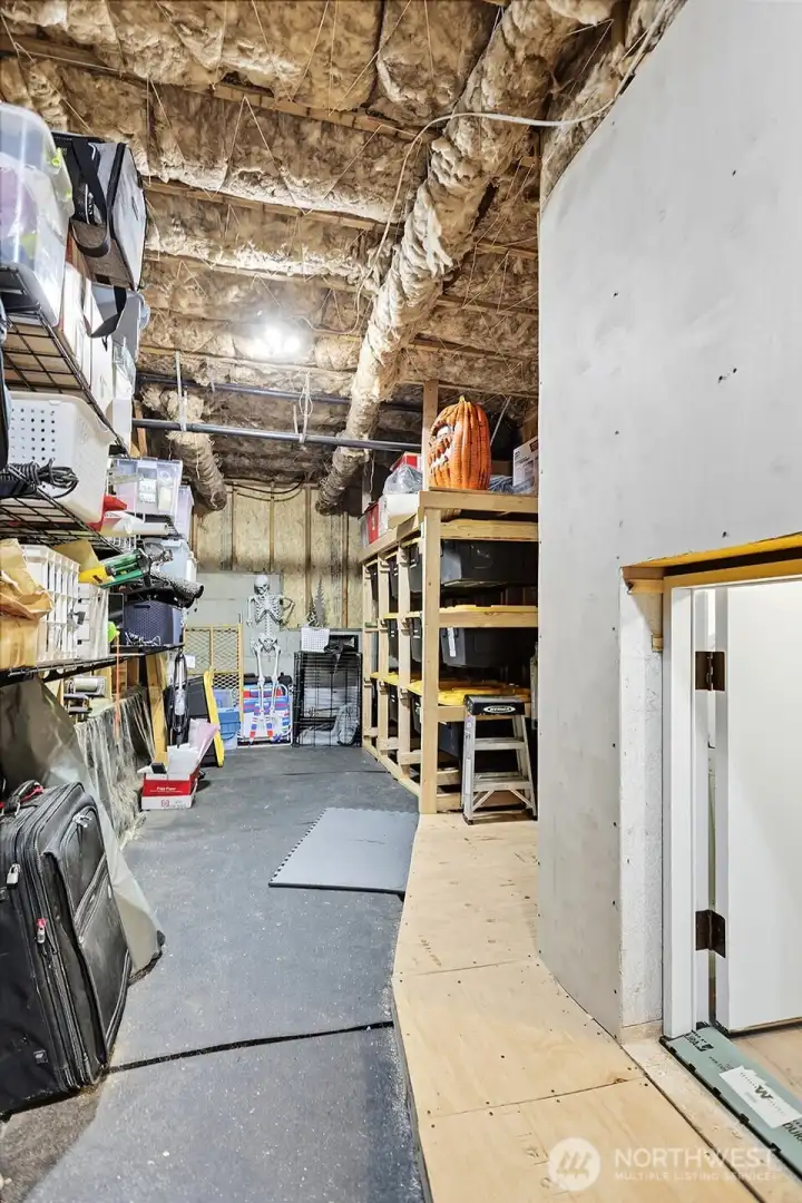 Expanded crawl space which provides extra bonus space to store belongings.
