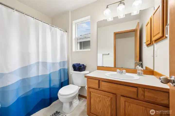 Upstairs full bathroom in the hall
