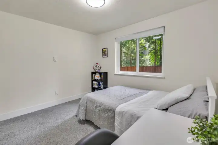 2nd bedroom