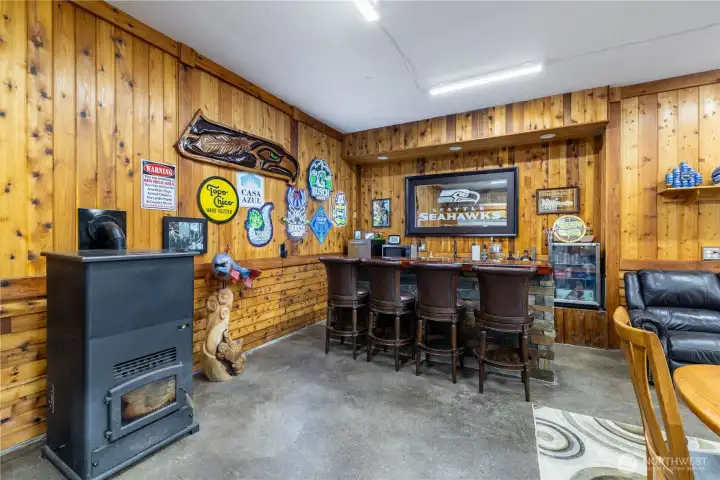 bar
