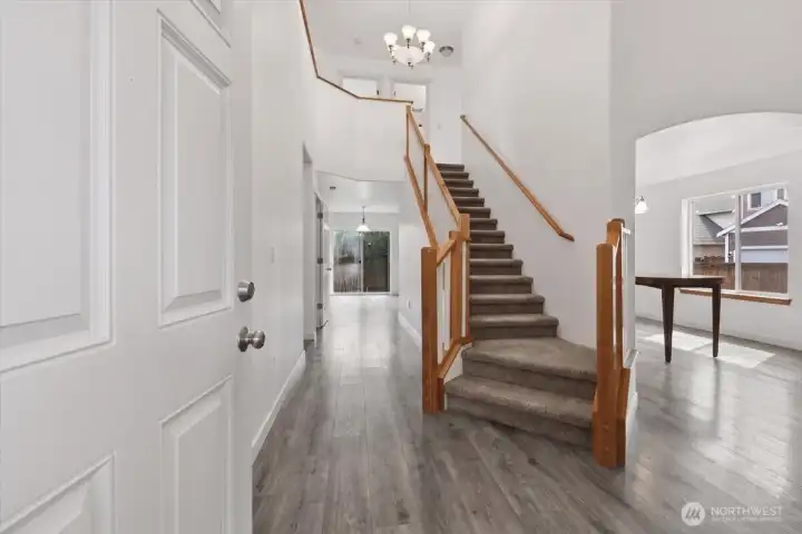 Main Entrance to upstairs