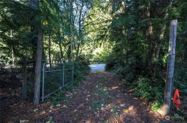 Options for a secondary access of 64th for Easy driveway access NOT on the KP