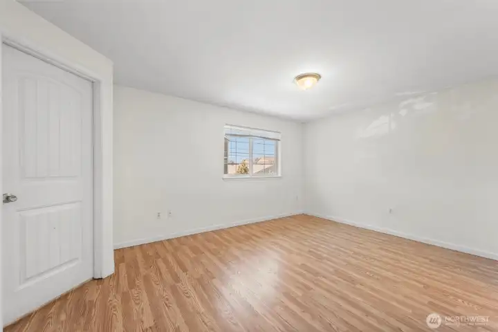 2nd floor: Master suite