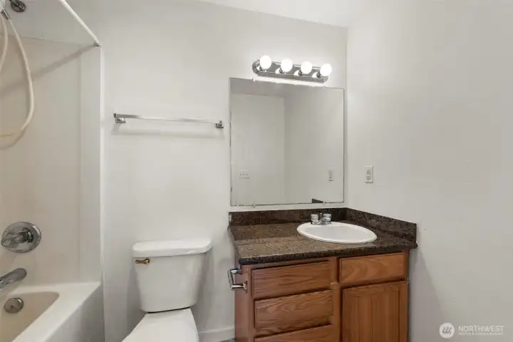 Full bath in the master suite