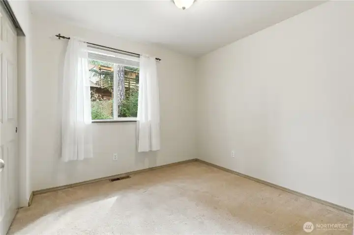 2nd bedroom not staged