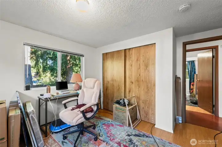 Guest bedroom #1