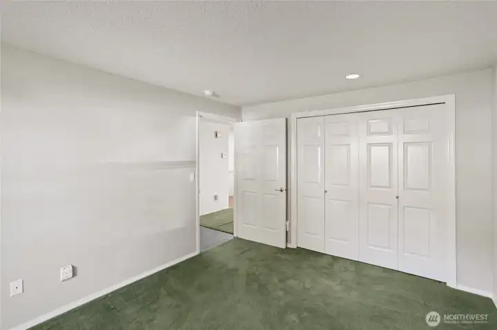 Main Floor Bedroom w/large closet