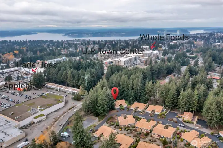 Incredible location in the heart of University Place... within 3 blocks of Whole Foods, UP Town Center, Trader Joes, Safeway, Chipotle, Starbucks, Applebees and the Pierce County Library!