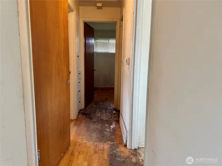 hallway to bath and bedrooms