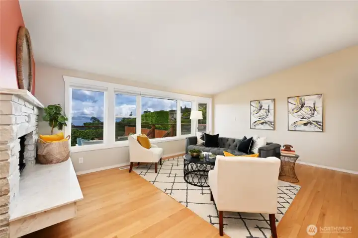 Large picture windows with views of Mt Rainier, Puget Sound & the Cascades Large picture windows with views of Mt Rainier, Puget Sound & the Cascades