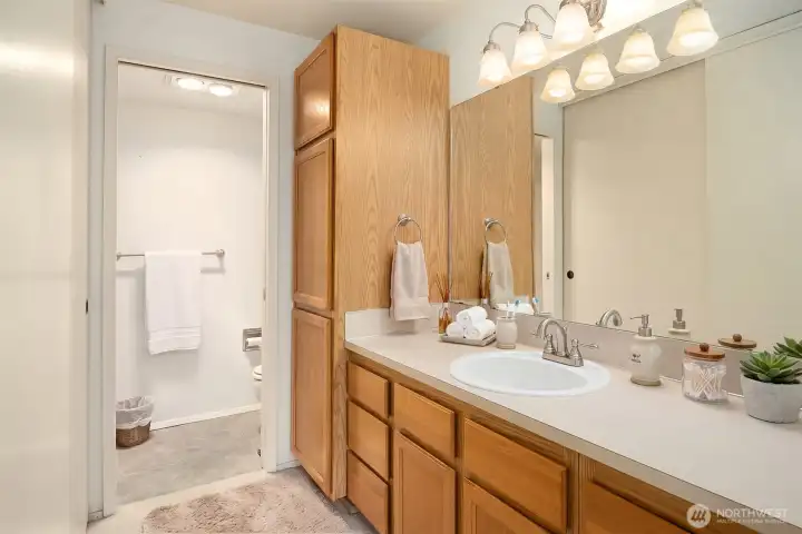 3/4 Bath-Virtually staged