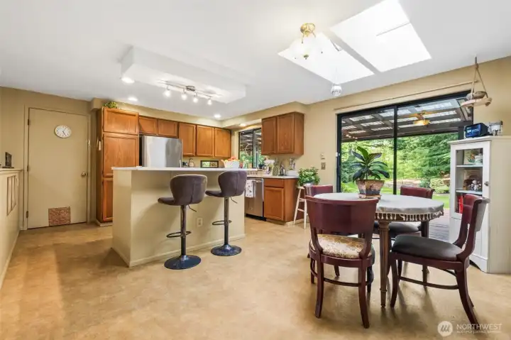 Kitchen & Nook