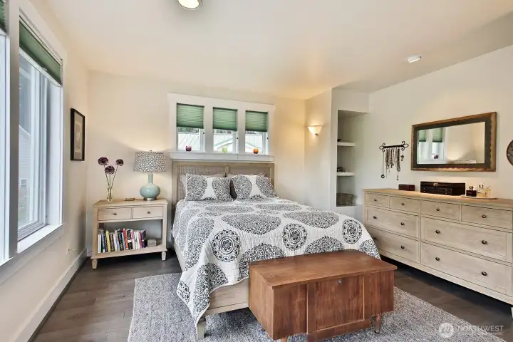 Welcome upstairs to the spacious main suite Welcome upstairs to the spacious main suite