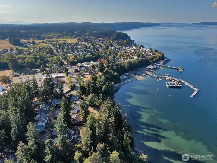 Langley is thriving with creative boutiques, fun gyms, theatres, classes of all sorts. Langley is thriving with creative boutiques, fun gyms, theatres, classes of all sorts.