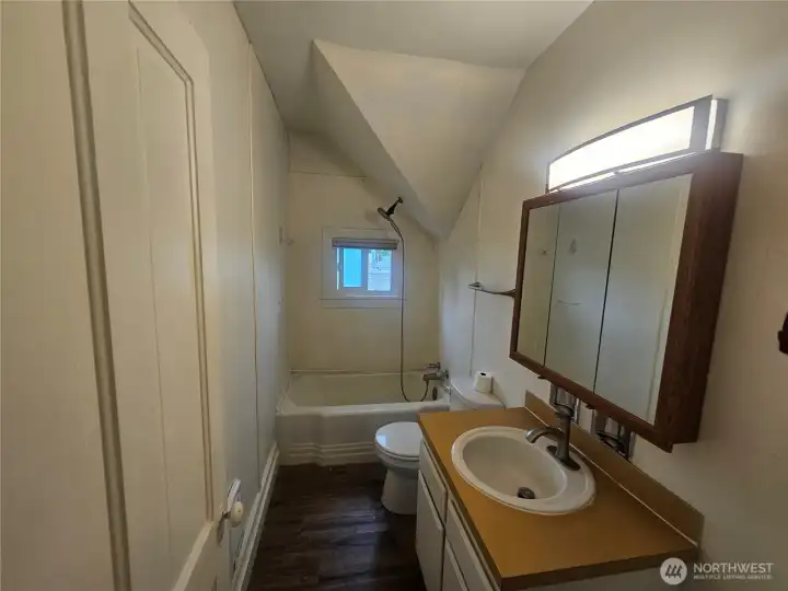 Upstairs Bathroom Upstairs Bathroom