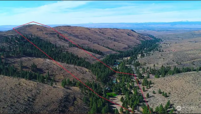 THOUSAND PINES EQUESTRIAN RANCH. A SPECTACULAR 49.85-ACRE MOUNTAINOUS PARCEL. APPROX PROPERTY BOUNDARIES SHOWN.