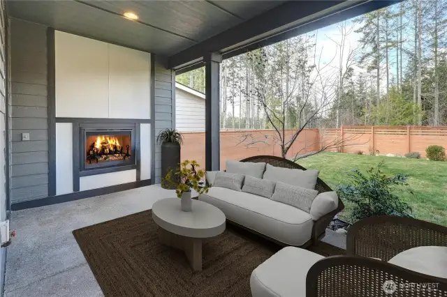 Covered Patio Gas Fire Place-Virtual Stage