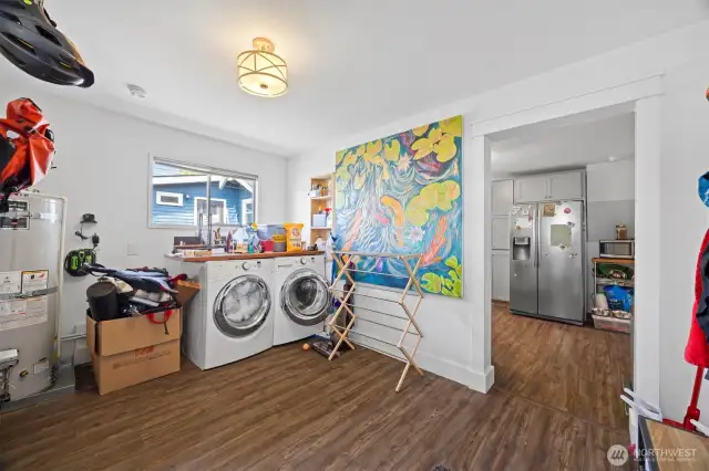 Another view of the laundry room that is just off the kitchen.