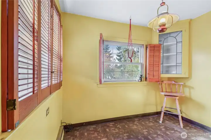 Eating area off kitchen