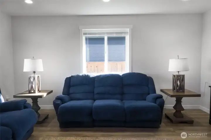 More living room pictures.