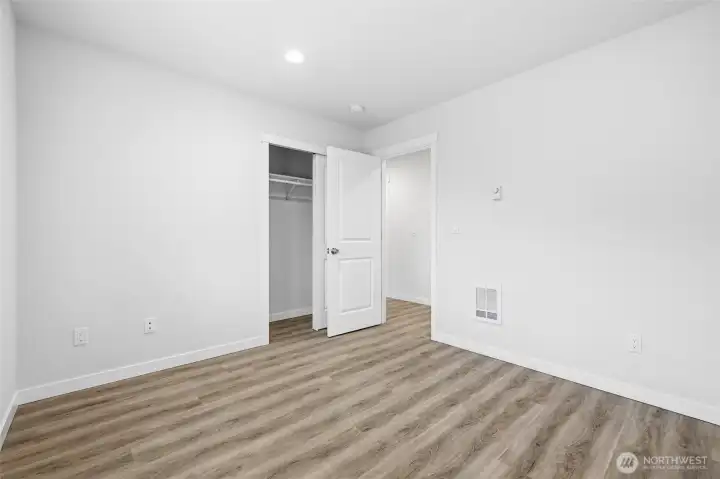 Second bedroom.