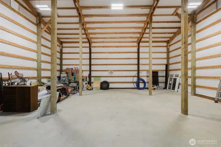 Inside of shop is wide open and ready for your projects and tools!