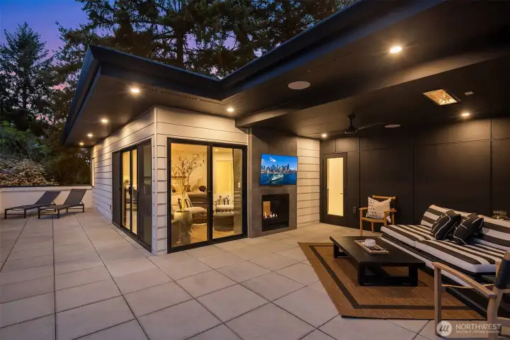 A twilight view of the expansive, private Owners' patio.