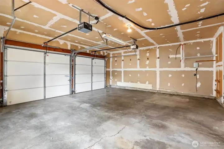 Large garage with ample storage Large garage with ample storage
