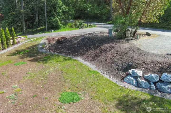 Installed rock bulk head