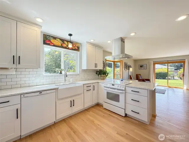 Light & Bright Updated Kitchen