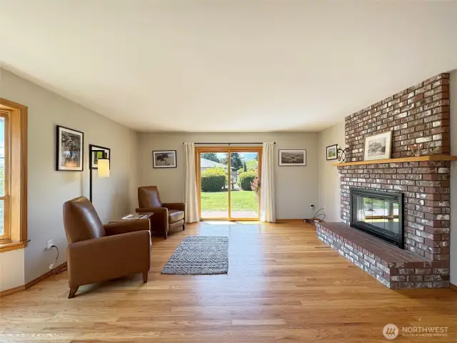 Comfortable Family Room off Kitchen