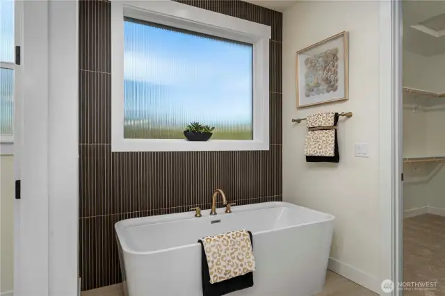 Photos do not depict the actual property being offered or construction progress. Images are for demonstration and marketing purposes only.