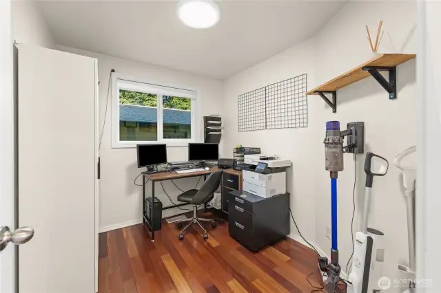 Office/den