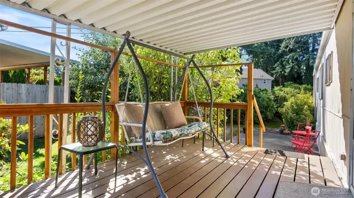 Lovely covered deck, perfect for outdoor entertaining